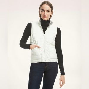 ✨ BROOKS BROTHERS ✨ Reversible Water-Repellent Snakeskin Print Puffer Vest.